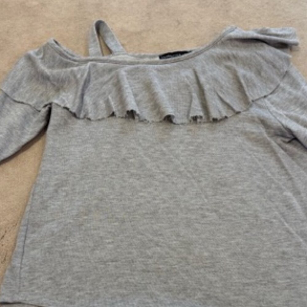 Generation Love Randy Cold shoulder top - Picture 2 of 3
